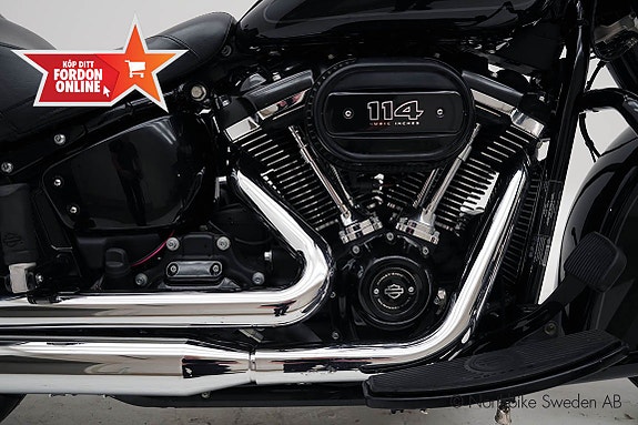 Harley-Davidson Heritage Softail Classic 10 of 23