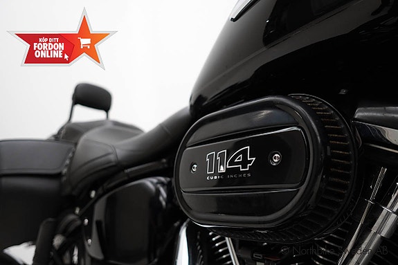 Harley-Davidson Heritage Softail Classic 9 of 23