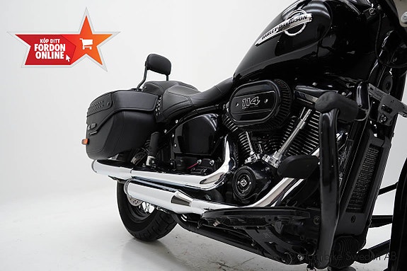 Harley-Davidson Heritage Softail Classic 6 of 23
