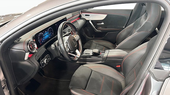 Mercedes-Benz CLA200 10 of 12