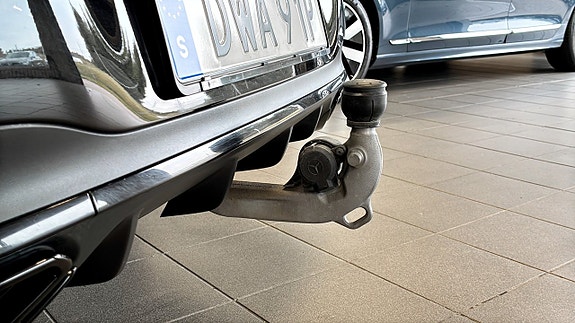 Mercedes-Benz CLA250 e 13 of 17