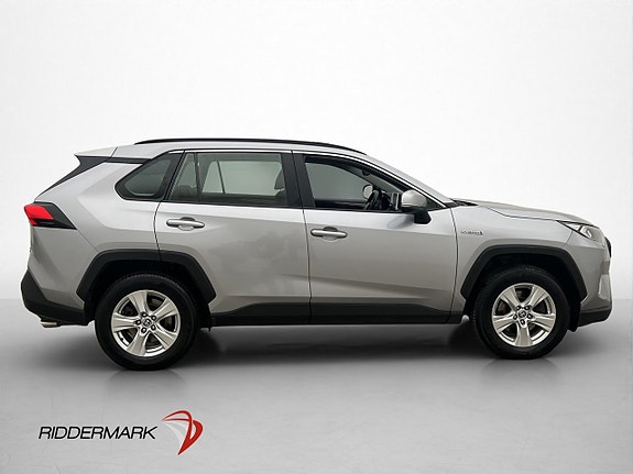 Toyota RAV4 9 of 30