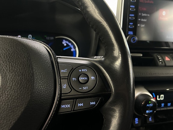 Toyota RAV4 19 of 30