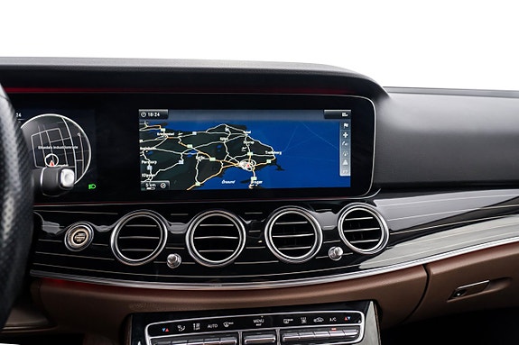 Mercedes-Benz E400 20 of 27