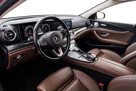 Mercedes-Benz E400 11 of 27