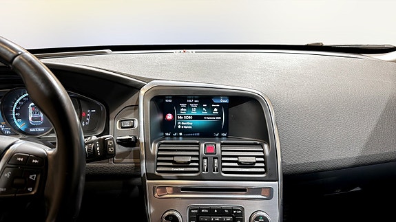Volvo XC60 9 of 18