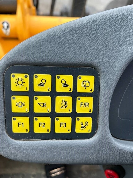 Volvo L 45 B 17 of 21