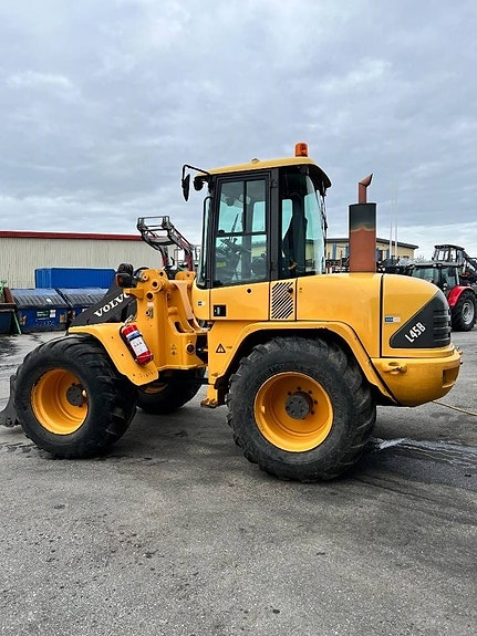 Volvo L 45 B 6 of 21