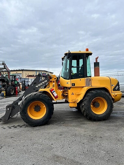 Volvo L 45 B 7 of 21