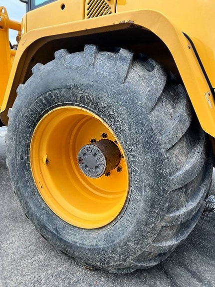 Volvo L 45 B 19 of 21