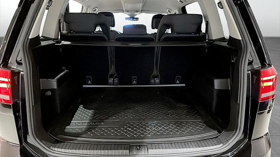Volkswagen Touran 13 of 14