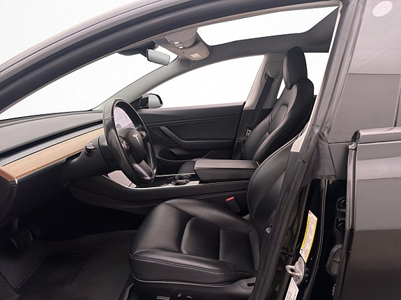Tesla Model 3 11 of 30