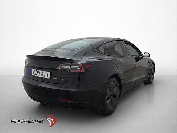 Tesla Model 3 8 of 30