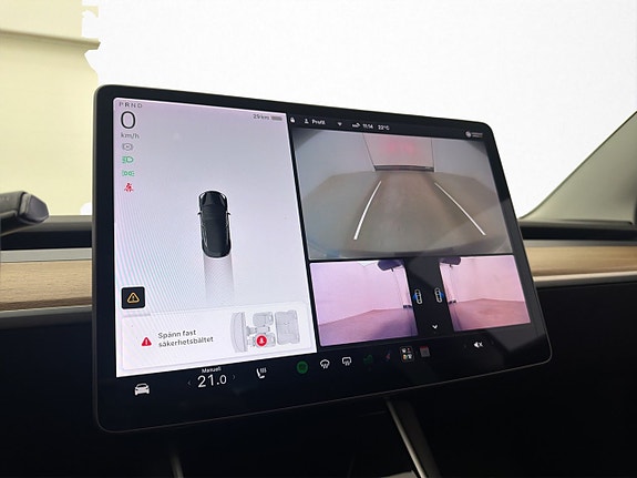 Tesla Model 3 18 of 30
