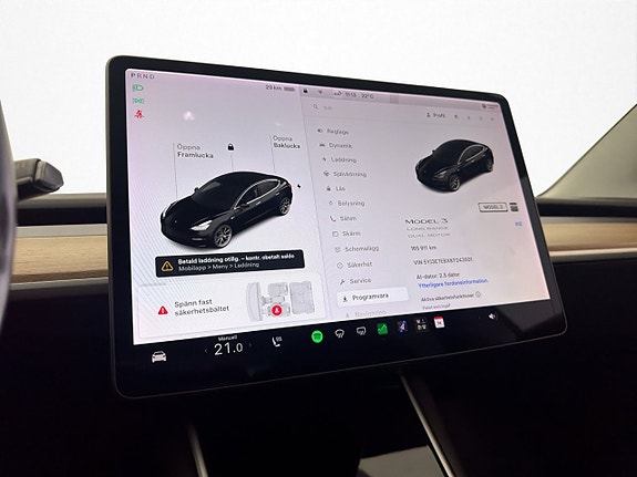 Tesla Model 3 24 of 30