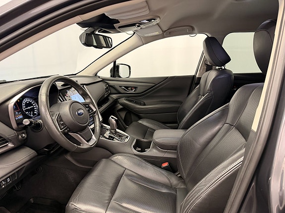 Subaru Outback 8 of 15