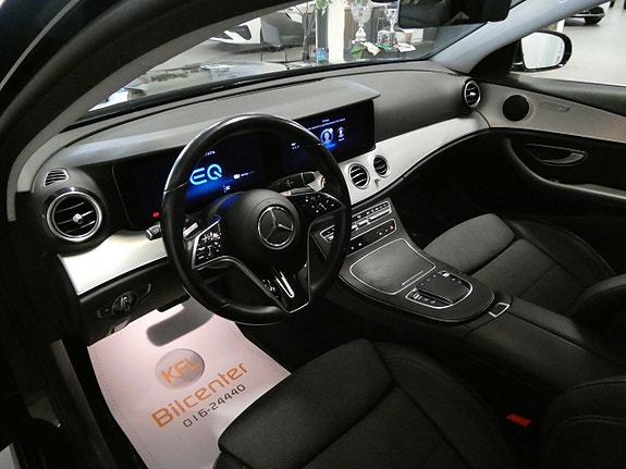 Mercedes-Benz E300 14 of 22