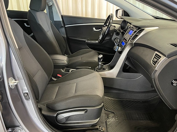 Hyundai i30 11 of 16