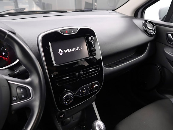 Renault Clio 15 of 25