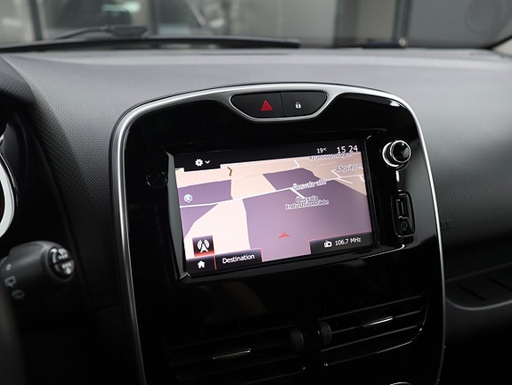 Renault Clio 16 of 25