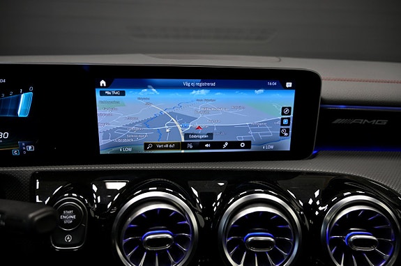 Mercedes-Benz CLA45 27 of 30