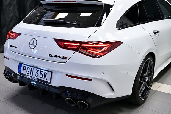 Mercedes-Benz CLA45 8 of 30