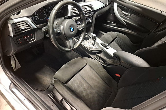 BMW 320 12 of 20