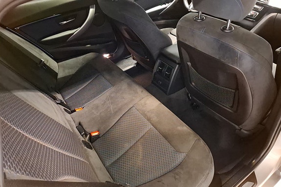 BMW 320 14 of 20