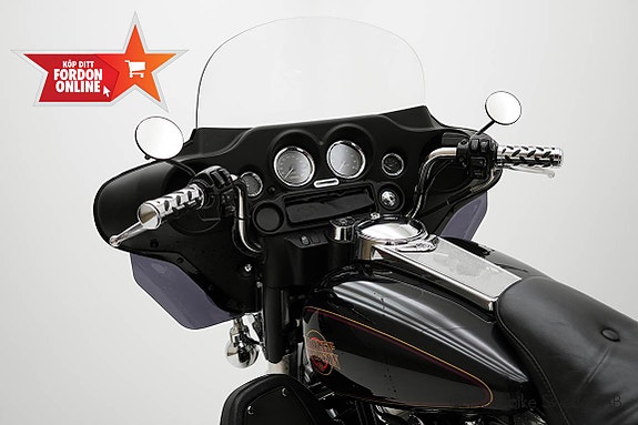 Harley-Davidson Electra Glide Standard 88" 19 of 23