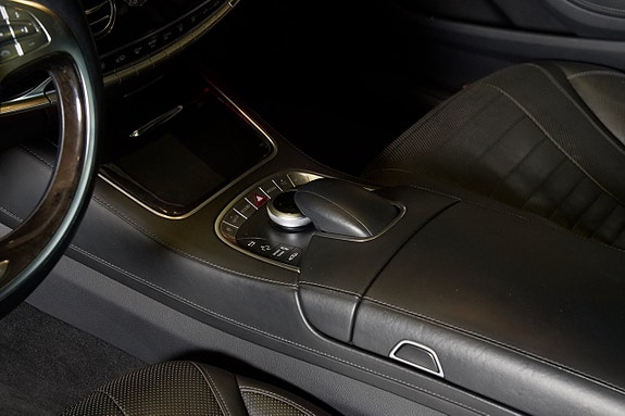 Mercedes-Benz S400 18 of 26