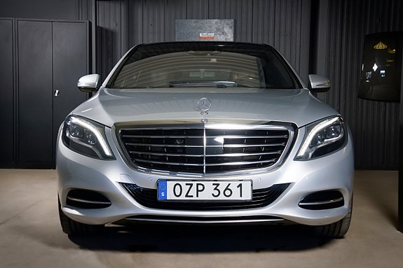 Mercedes-Benz S400 5 of 26
