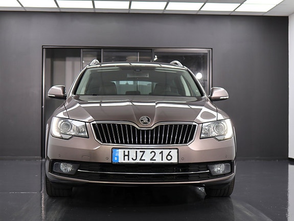 Skoda Superb 6 of 27