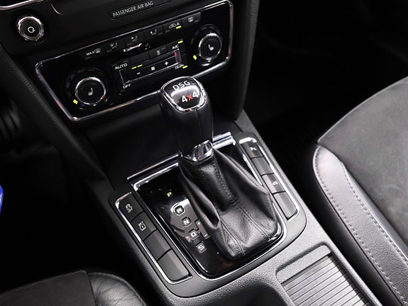 Skoda Superb 20 of 27