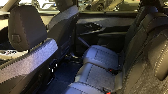 Peugeot 5008 6 of 12