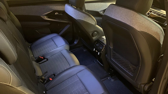 Peugeot 5008 8 of 12