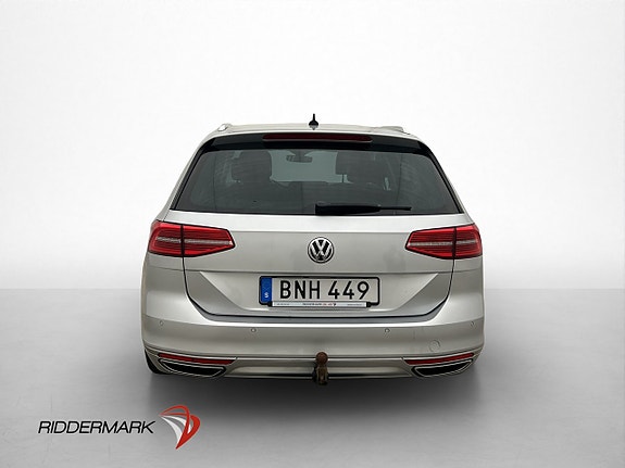 Volkswagen Passat 7 of 30