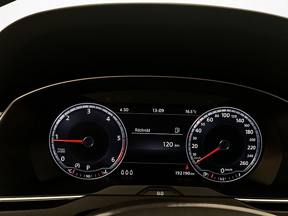 Volkswagen Passat 20 of 30