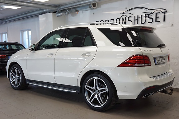 Mercedes-Benz GLE350 d 2 of 20