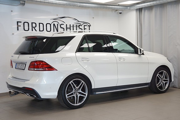 Mercedes-Benz GLE350 d 4 of 20