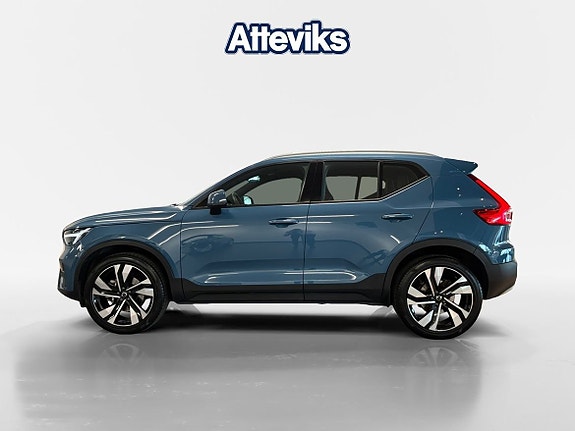 Volvo XC40 6 of 15