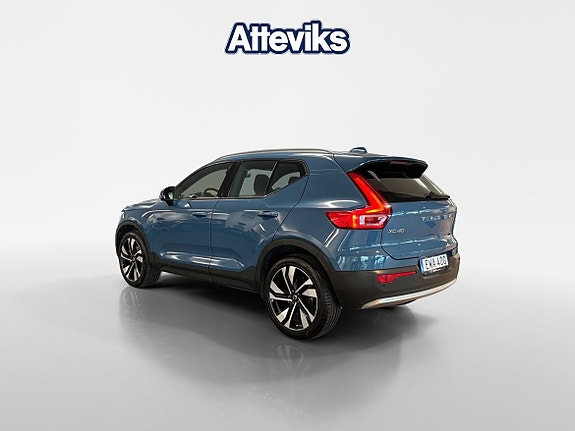 Volvo XC40 5 of 15