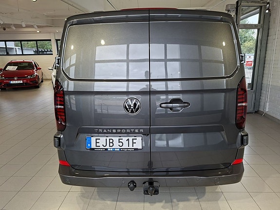 Volkswagen Transporter 8 of 11