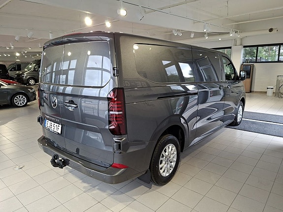 Volkswagen Transporter 9 of 11