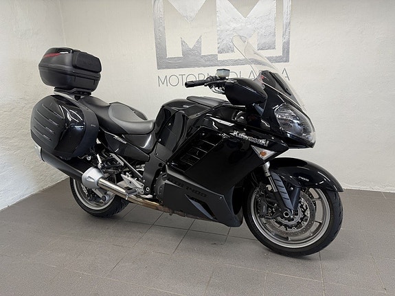Kawasaki 1400GTR ABS 3 of 17