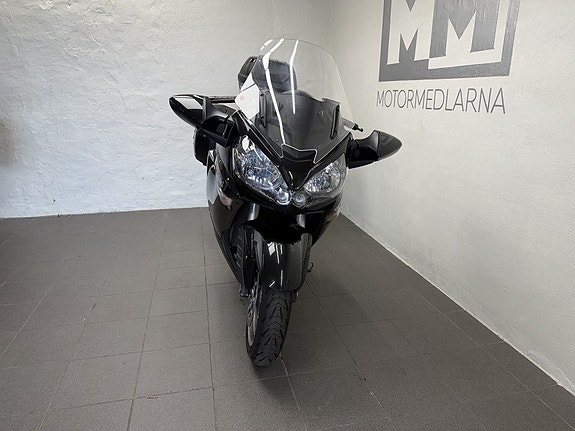 Kawasaki 1400GTR ABS 8 of 17