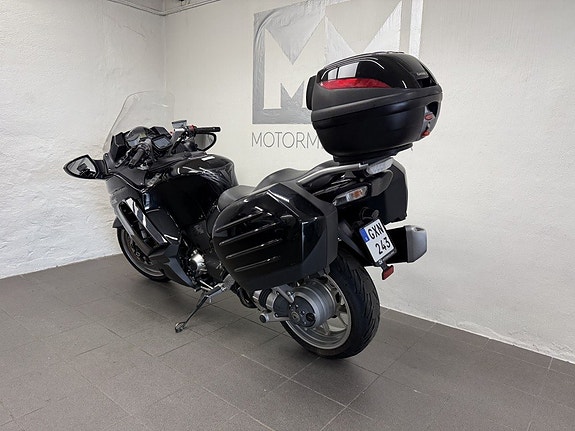 Kawasaki 1400GTR ABS 16 of 17