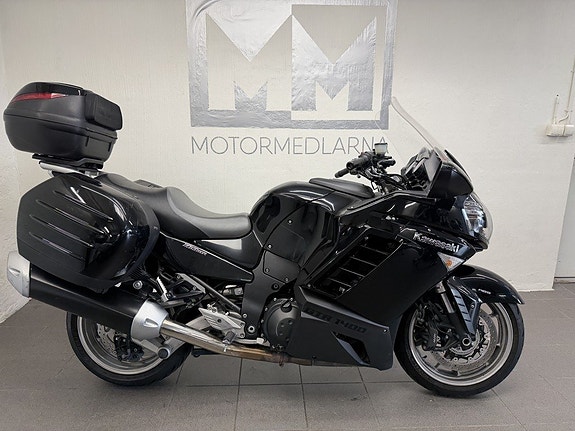Kawasaki 1400GTR ABS 2 of 17