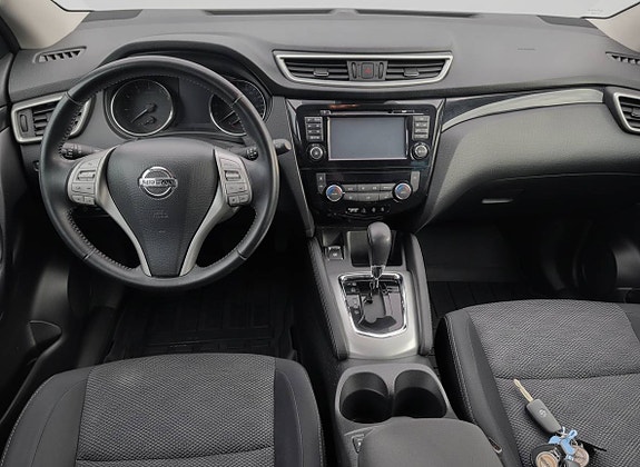 Nissan Qashqai 4 of 6