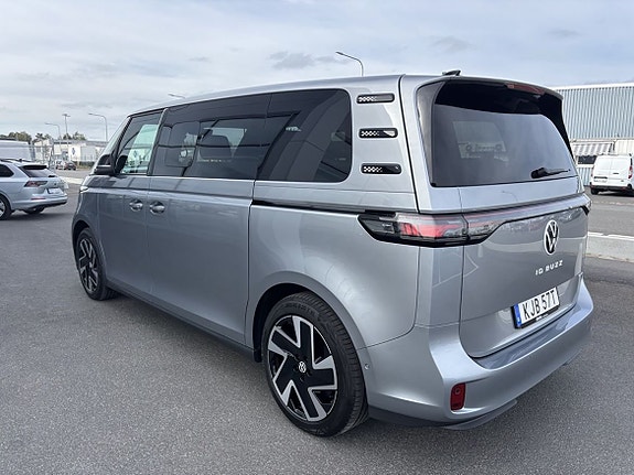 Volkswagen ID. Buzz 9 of 16