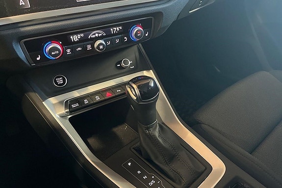Audi Q3 23 of 25